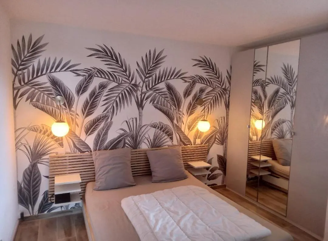 Superbe Appartement Piscine, Tennis, Vue Mer Et Decore Avec Gout Cassis